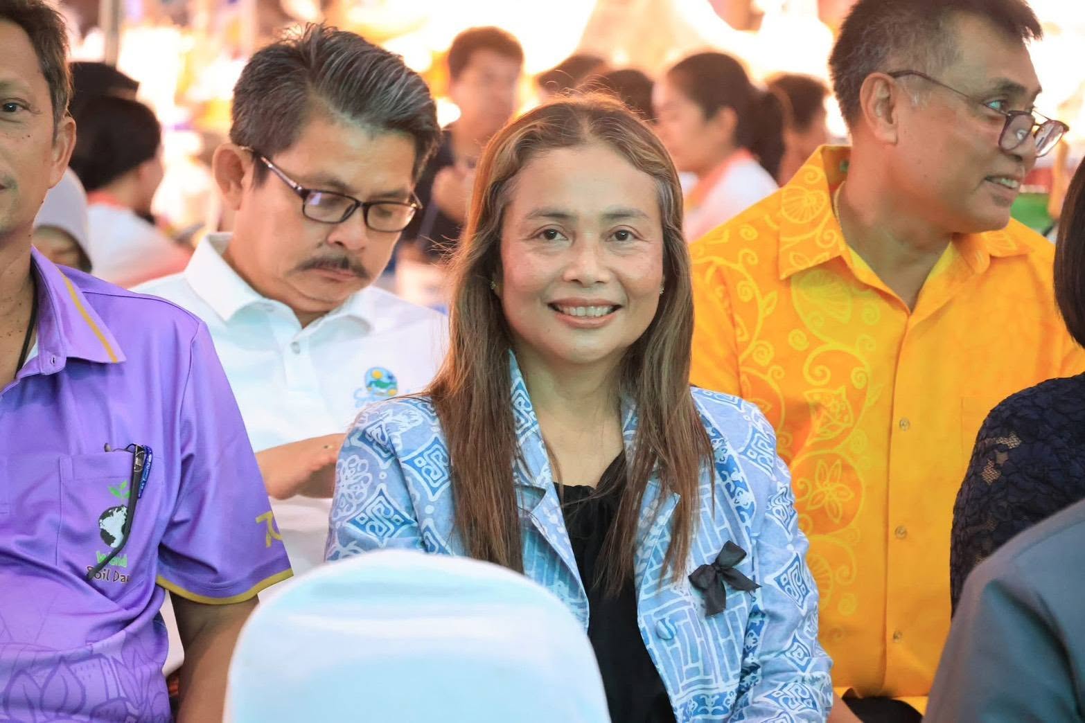 title - ปฏิรูปที่ดินจังหวัดสตูล ร่วมเปิดกิจกรรมเดินแบบผ้าไทยการกุศล “The Glory of Satun Batik”